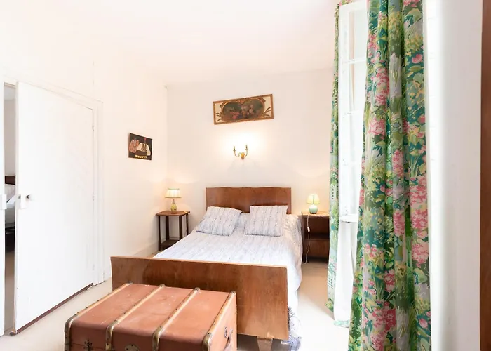 Дом отдыха La Serre *